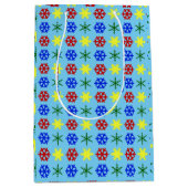 Veelkleurige sneeuwvlokken medium cadeauzakje (Voorkant)