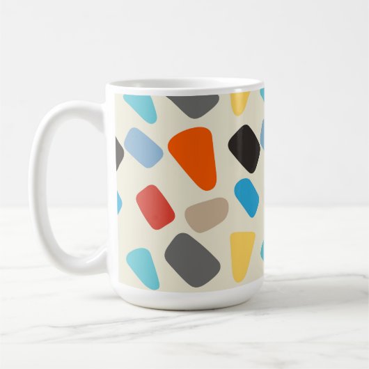 Veelkleurige steentjes op witte achtergrond koffiemok (Links)