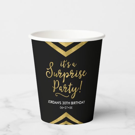 Veelzijdige Faux Gold Chevron Het is een verrassen Papieren Bekers (Voorkant)