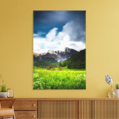Veerbloemenveld in bergen Krn Canvas Afdruk (Insitu (Woonkamer))