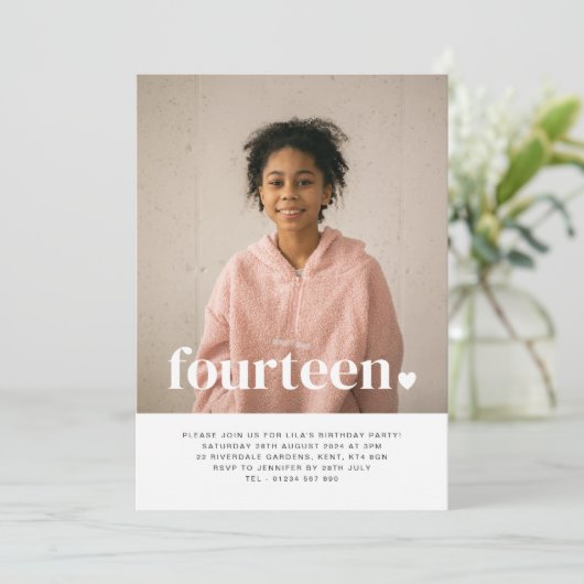 Veertien Heart Photo Birthday Invitation Kaart (Staand voorkant)