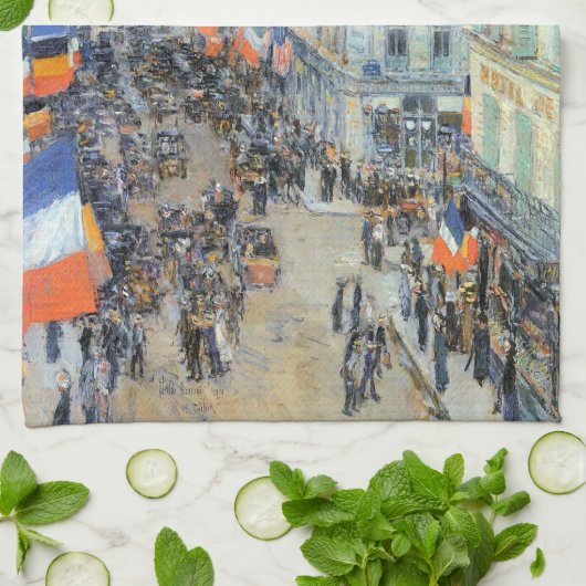 Veertiende juli, rue Daunou door Childe Hassam Theedoek (Gevouwen)