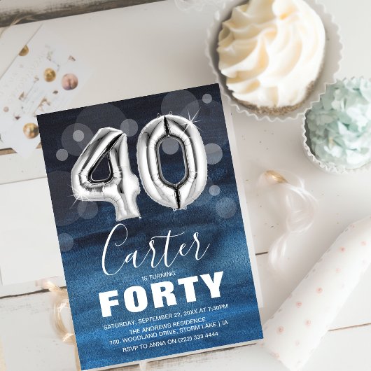 Veertig blauwe en zilveren ballonnen 40e verjaarda kaart