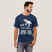 Vegan Vegetarian Recovering Carnivore grappig T-shirt (Voorkant volledig)