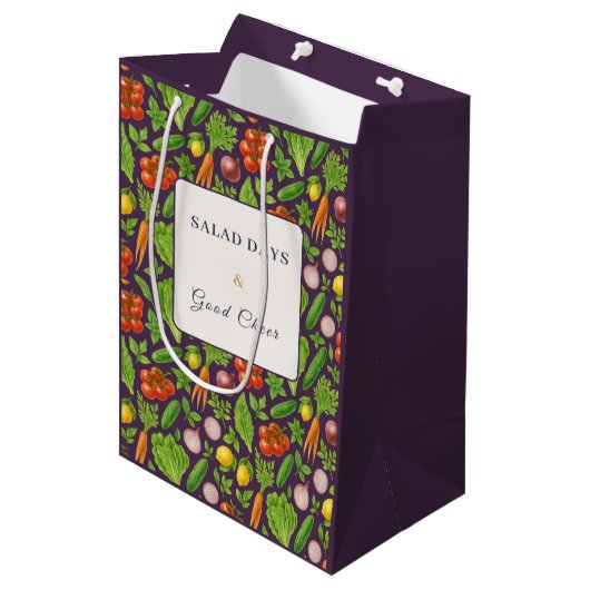 Vegetable Garden Gift Bag — Devine Plum Medium Cadeauzakje (Voorkant Gekanteld)