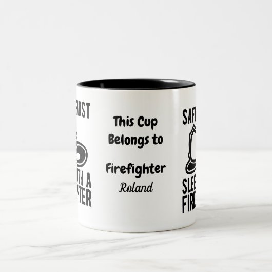 Veiligheid eerste slaap met brandweerman | Grappig Tweekleurige Koffiemok (Center)