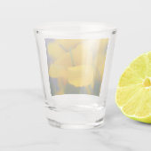 Veld met bloeiende klaprozen shot glas (Achterkant)