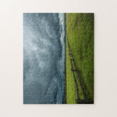 Veld met een houten hek legpuzzel (Verticaal)