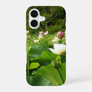 Veld met Lotusbloemen Zomer Tuin iPhone 16 Hoesje