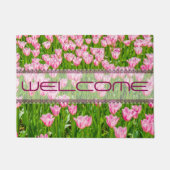 Veld van roze tulpbloemen deurmat (Voorkant)