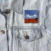 Veld vol rode bloemen vierkante button 5,1 cm (In situ)
