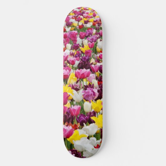 veld vol tulpen persoonlijk skateboard (Voorkant)
