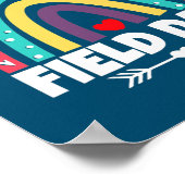 Velddag laat de games beginnen met kleuren-regenbo poster (Hoek)