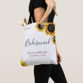 Velden met zonnebloemen Persoonlijke bruidsmeisjes Tote Bag (Dichtbij)