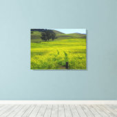 Velden van mosterdzaad - gevlekt canvas afdruk (Insitu (Houten vloer))