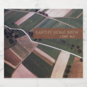 Veldkanteling van het groene landschap, aardbeving bier etiket (Enkel label)