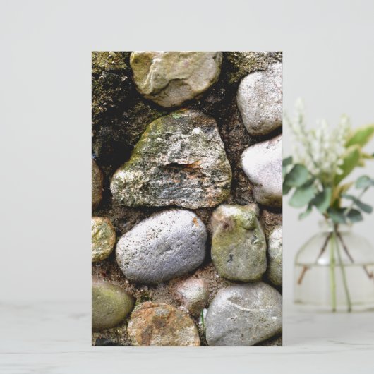 Veldsteen, stenen, gesteente, gestormde steen, roe briefpapier (Staand voorkant)