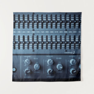 Vele knopen op een correcte mixer in een opnamestu wandkleed