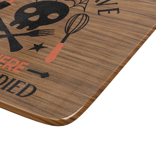 Velen hebben hier gegeten en weinigen zijn gestorv snijplank (Hoek)