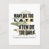 Velen sterven te laat en een paar te vroeg. NIETZS Briefkaart (Voorkant)