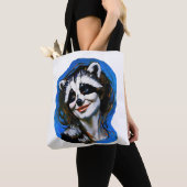 "Velka Teyani" fluisterende wasbeer Trickster Tote Bag (Dichtbij)