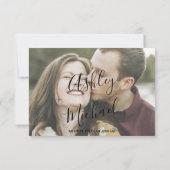 Vellum Black Rustic Script Photo Weddenschap RSVP Kaartje (Achterkant)