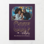 Velvet Plum Gold Cozy Vibes Retro Christmas Photo Drieluik Wenskaart (Cover)
