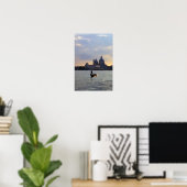 Venetiaanse gondel bij zonsondergang poster (Thuiskantoor)