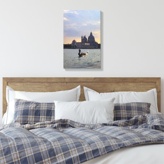 Venetiaanse gondola bij zonsondergang canvas afdruk (Insitu (Slaapkamer))