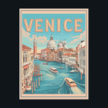 Venetië, Italië Vintage reizen Briefkaart<br><div class="desc">Leg de tijdloze charme van Venetië, Italië vast met dit prachtige vintage briefkaart. Dit hoogwaardige briefkaart beschikt over een prachtig afbeelding waterkanalen en bootjes voor de St Mark's Square-kerktoren en de Piazza San Marco-brug over het kanaal, ideaal om naar vrienden en familie te sturen of een vleugje Italiaans flair toe...</div>