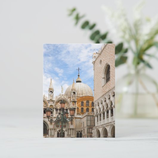 Venetië, Veneto, Italië - Vogels worden op een Briefkaart (Staand voorkant)