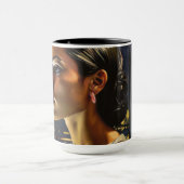 Venezolaanse vrouw in een Miami Nightclub die schi Mok (Midden)