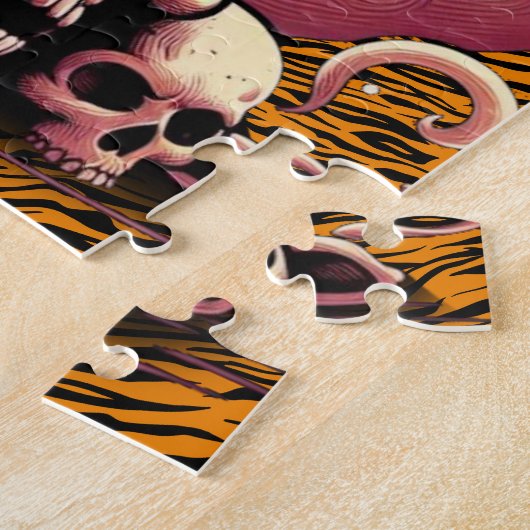 Vengeful Orange Cat, Skulls and Moon Legpuzzel (Zijkant)