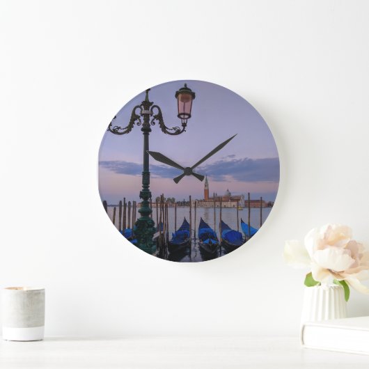 Venice Awakens Grote Klok (Huis)