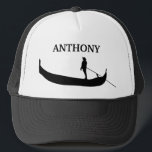 Venice Gondola Silhouette Black en White Trucker Pet<br><div class="desc">Creëer een gepersonaliseerd cadeau met een Venetiaanse stijl. Dit baseball-pet of -truckers pet is voorzien van een silhouetstijl illustratie van een Venetië,  een Italiaanse gondolier en gondola in het zwart en is klaar om gepersonaliseerd te worden met een naam hierboven in bijbehorend zwart schrift</div>