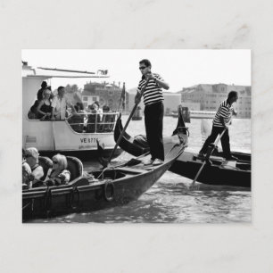VENICE GONDOLIERS IN BLACK EN WHITE BRIEFKAART