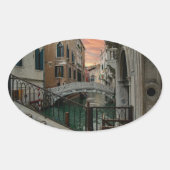 Venice Sunset Canal & Bridge – Romantic Ovale Sticker (Voorkant)