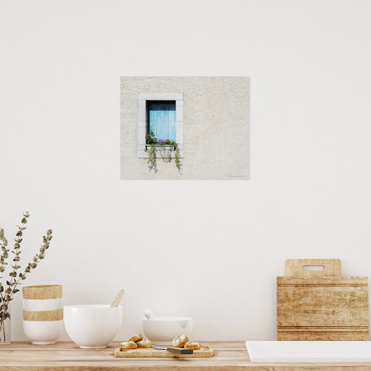 Venster en vensterbank van bloemen in gewone wand poster (Keuken)