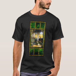 Venster Tiffany Hinds House T-shirt