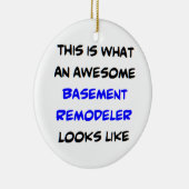 verafgelegen kelder, geweldige keramisch ornament (Rechts)