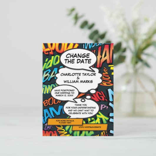 Verander de datum Comic Book Wedding Uitstel Aankondigingskaart (Staand voorkant)