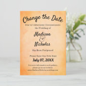 Verander de Datum die het Oranje Gedeelte van de W Save The Date (Staand voorkant)