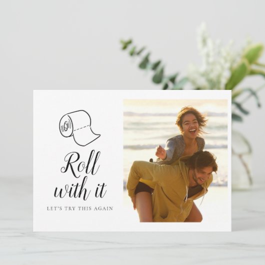 Verander de Datum Hercheduled Wedding Foto Save The Date (Staand voorkant)