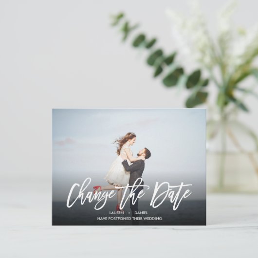 VERANDER DE DATUM Moderne kalligrafie landschapsfo Aankondigingskaart (Staand voorkant)