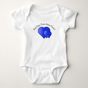 Verander tekst, toen waren ze met z'n drieën! Blau Romper