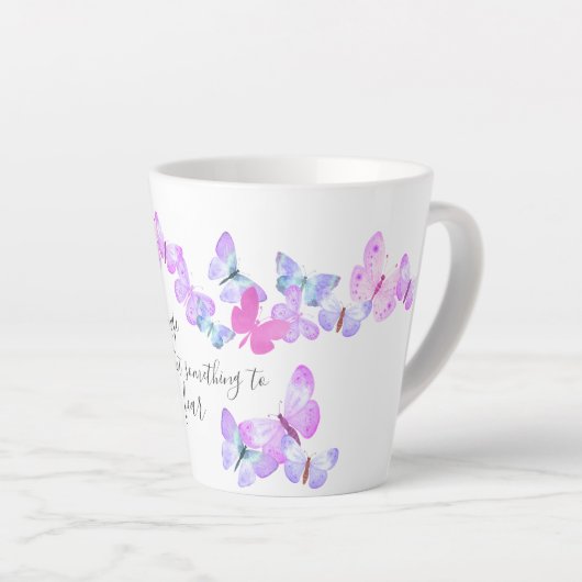Verandering is niet iets om  Butterflies te vrezen Latte Mok (Rechterhoek)