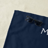 Verankerde Elegantie: Aangepaste Monogram Strandla Strandlaken (In situ)