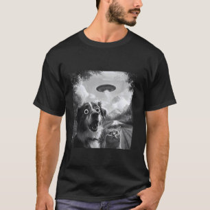 Verbaasde kat selfie met alien UFO grappige kat ma T-shirt