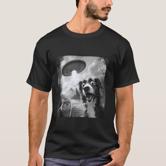 Verbaasde kat selfie met alien UFO grappige kat ma T-shirt (Voorkant)