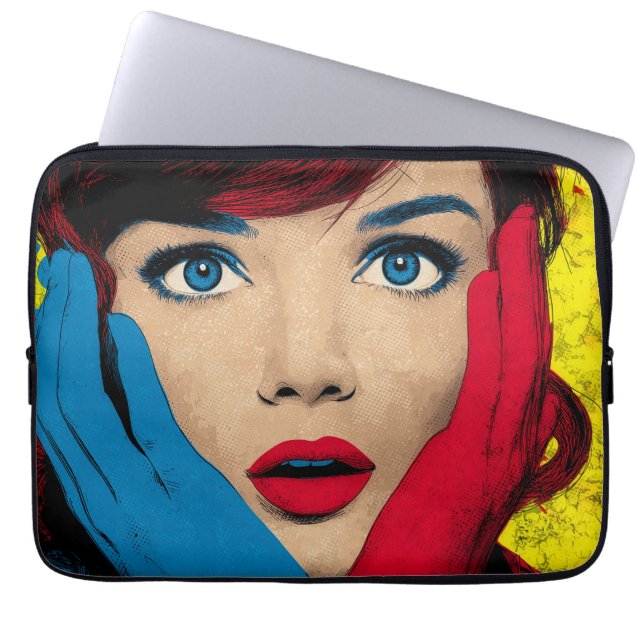 Verbaasde vrouw in popart laptop sleeve (Voorkant)
